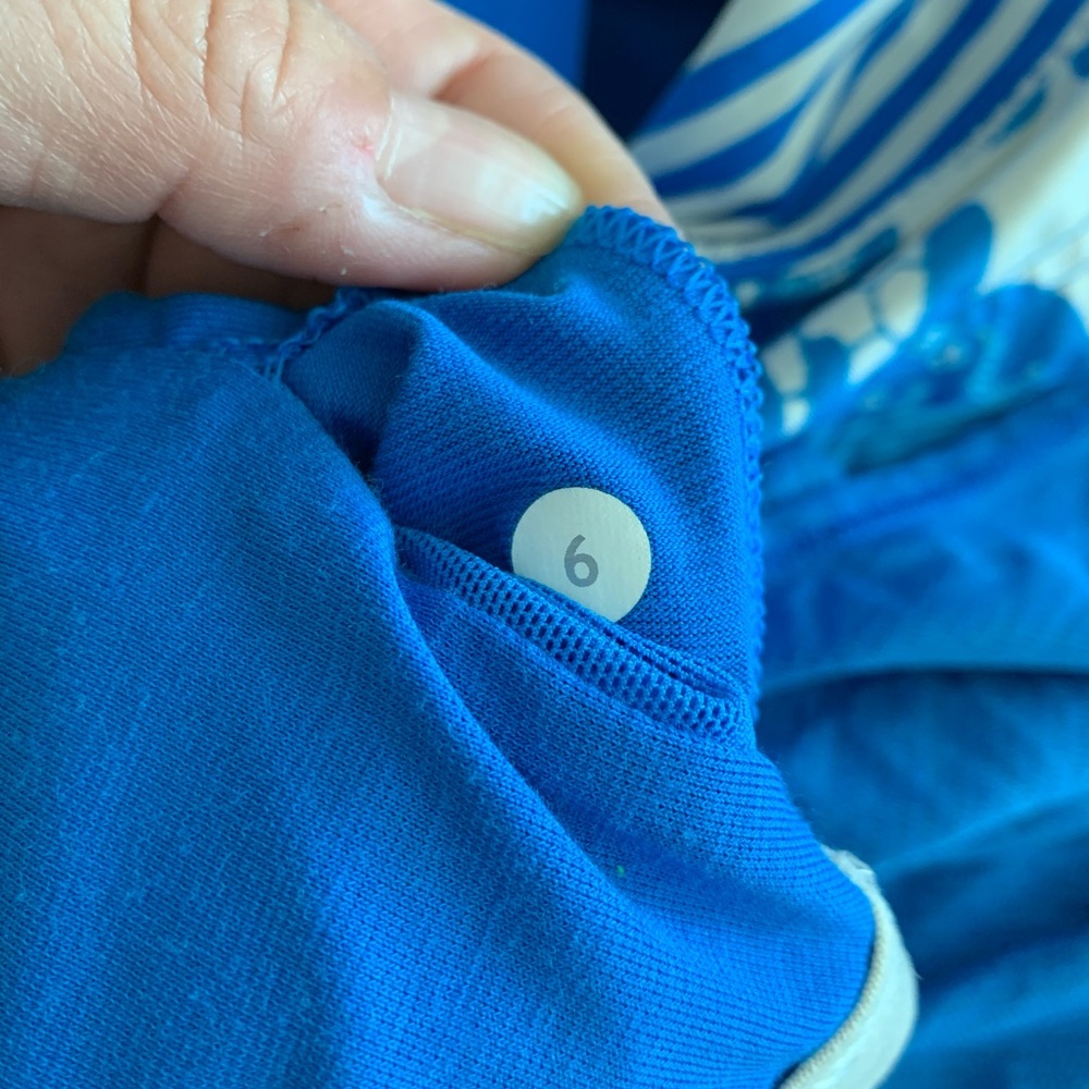 Lululemon Rest Less Tank size 6 - Picture 4 of 7